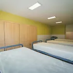 Holacamp Vandrarhem *