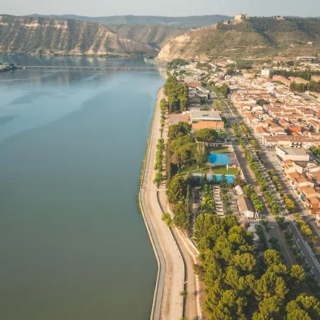 Tres Estrellas * Mequinenza