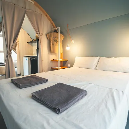 Hostel Holacamp *